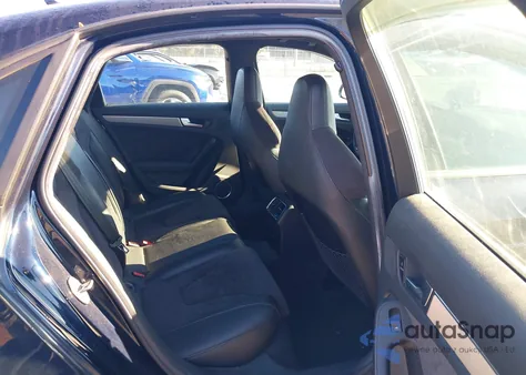 2011 Audi S4 3.0 Premium Plus z USA, uszkodzony, nr VIN WAUMGAFL3BA044220